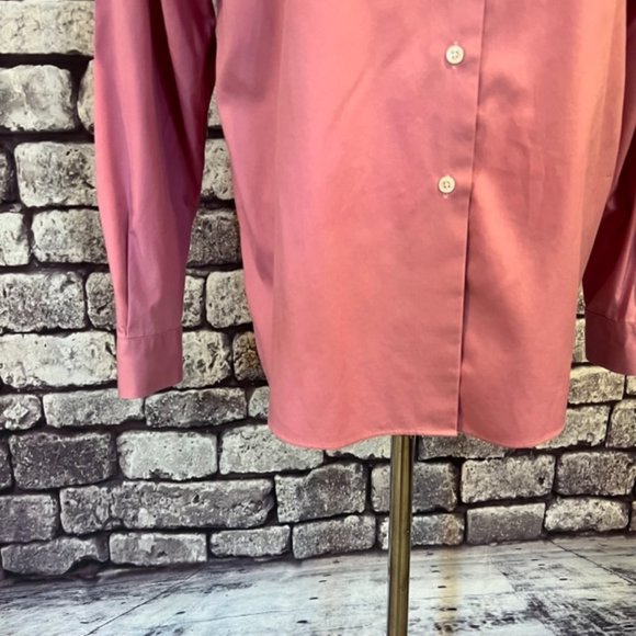 Talbots Pink Wrinkle Resistant Long Sleeve Button Down Blouse Size 10 - Picture 3 of 9